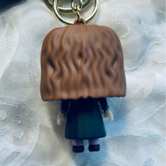 NWT Hermione Granger Bracelet Wristlet Keychain Harry Potter Hogwarts Gryffindor - Picture 5 of 10